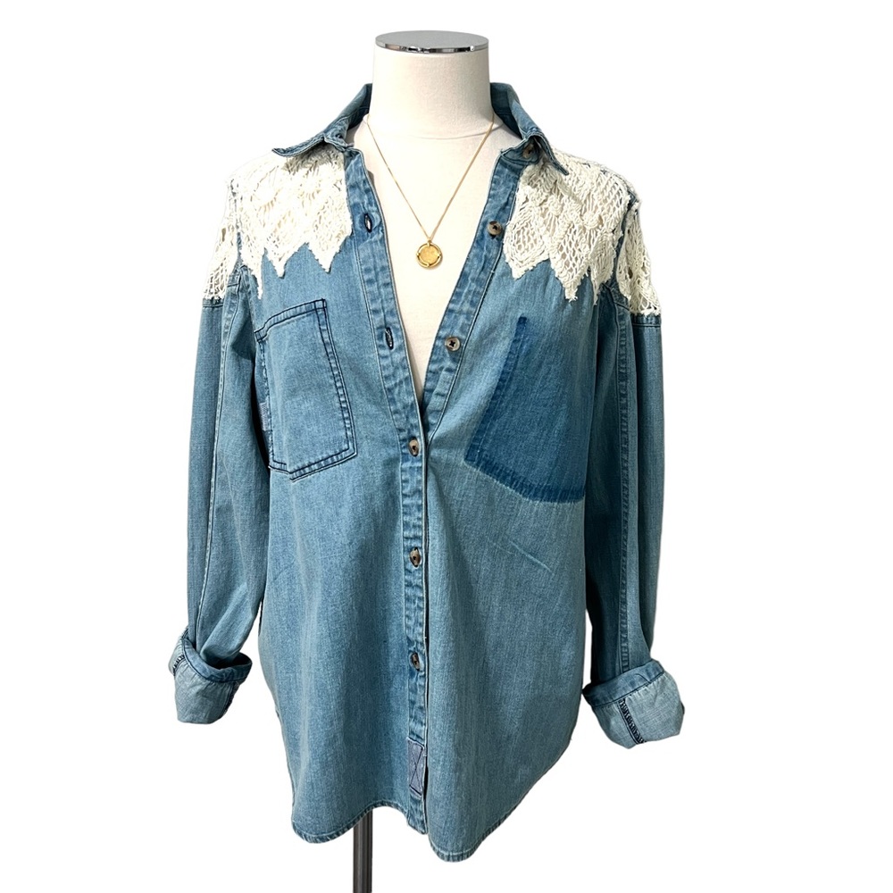 WE THE FREE by Free People Denim Crochet Button Up Cotton Shirt Sz S